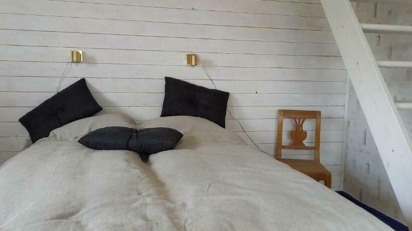 غرفة قياسية حمام مشترك, Sankt Anna Bed And Boat