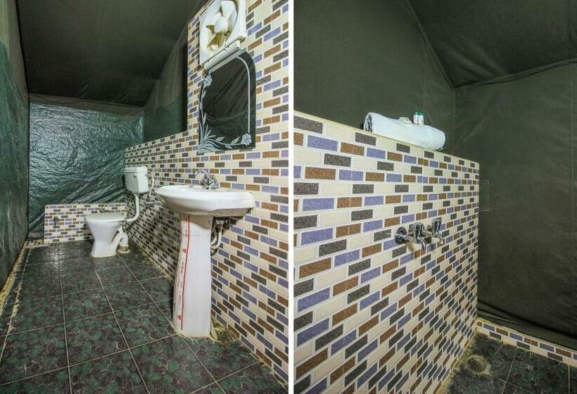 트리플 클래식 룸, Oyo 67149 Corbett Camp Resort