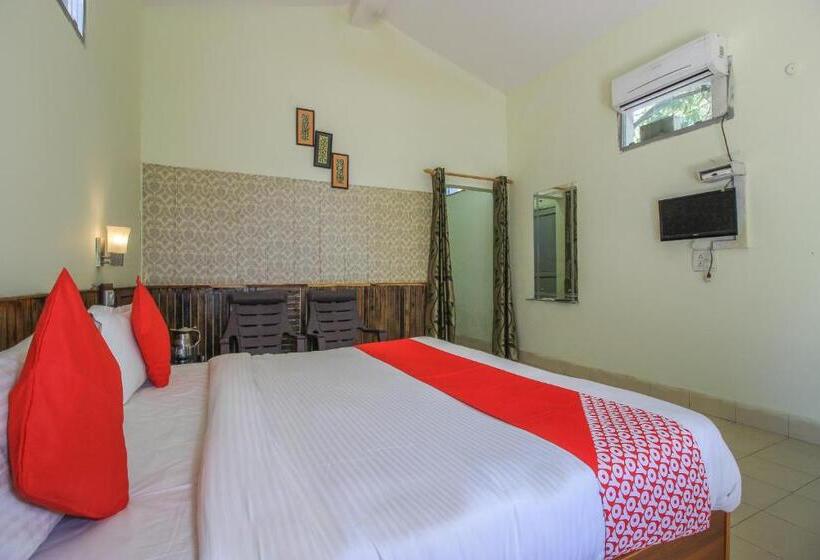 디럭스 트리플 룸, Oyo 67149 Corbett Camp Resort