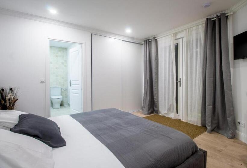 キングサイズベッドのデラックスルーム, Maya Appartements & Suites