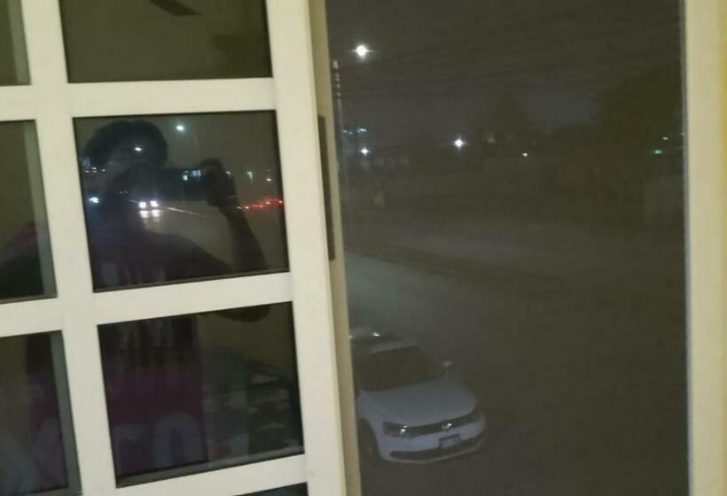 חדר אקונומי, El Rincón Del ángel Tuxpan