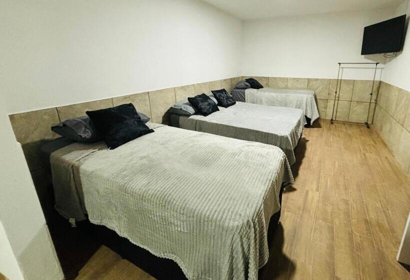 Family Room, Turistando Em Floripa   Espaço Privativo Até 6 Pessoas