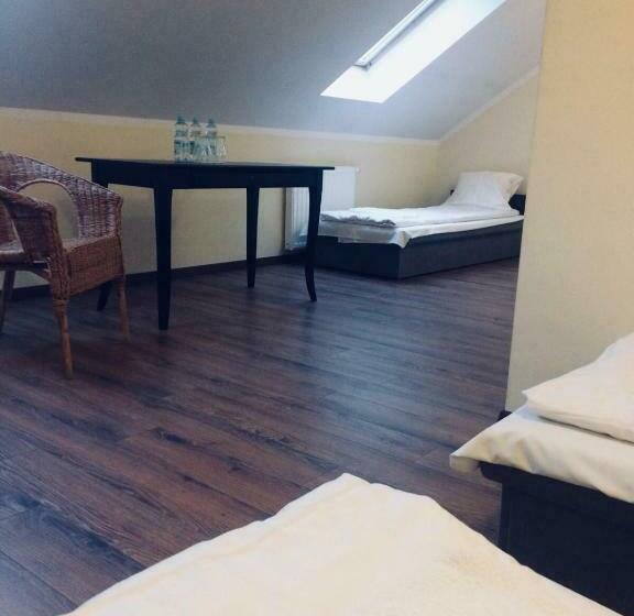 חדר סטנדרט לארבעה, Villa Sobótka