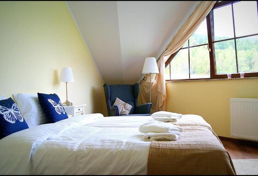 חדר סטנדרט עם מיטת קינג, Villa Sobótka