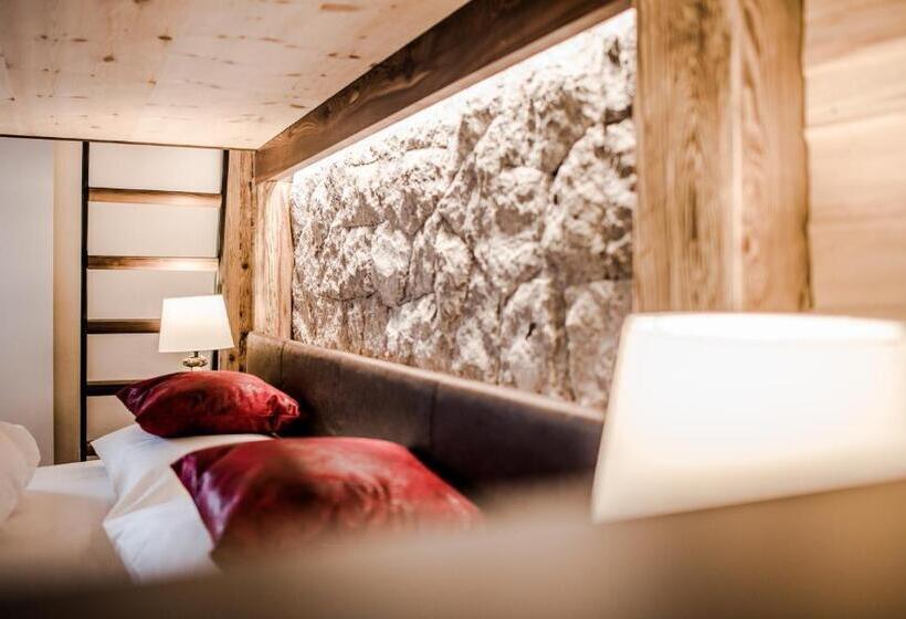 标准工作室, Garni Residence Soraiser