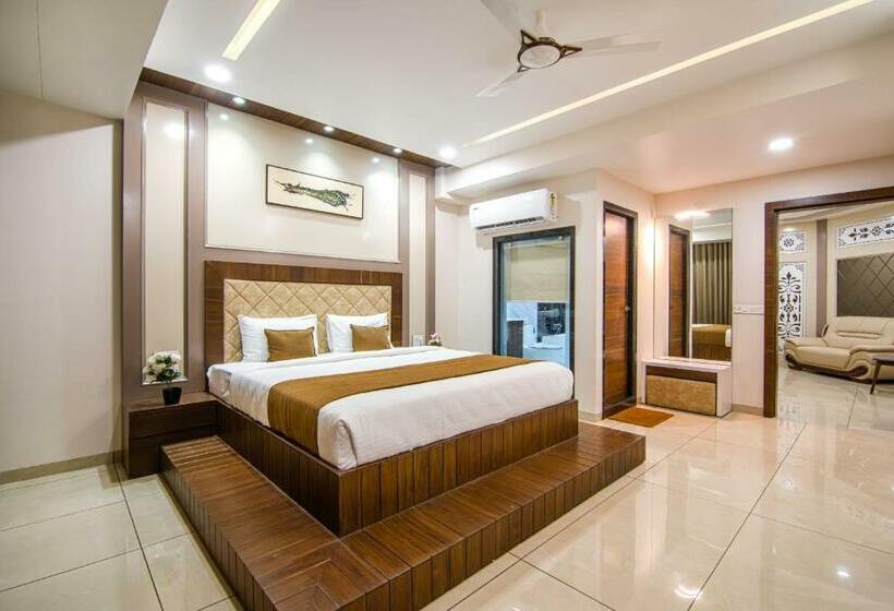 带大床的高级房间, Sleep Inn