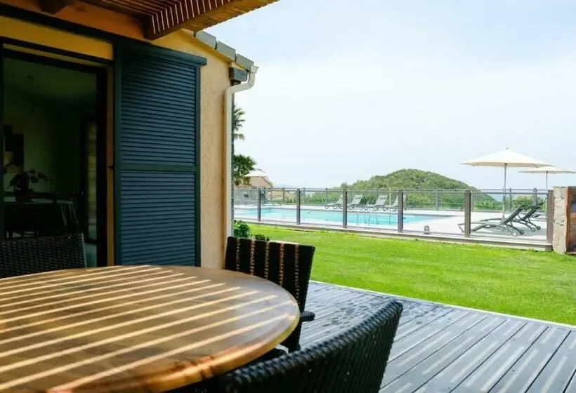 Villa 1 Makuuhuone Merinäkymä, U San Daniellu Villas Et Chambres