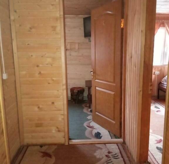 Családi Szoba, у олега