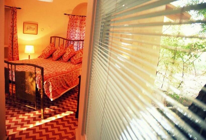 Номер Deluxe, Bijay Niwas Palace