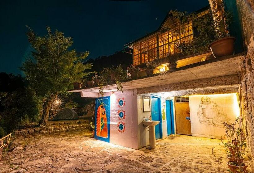 标准间带山景, Vista Hostel Jeolikote, Nainital