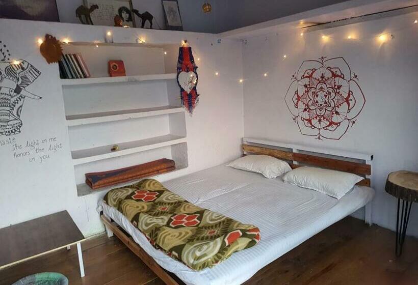 标准间带山景, Vista Hostel Jeolikote, Nainital
