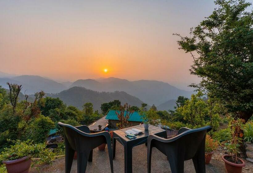 マウンテンビュースタンダードルーム, Vista Hostel Jeolikote, Nainital