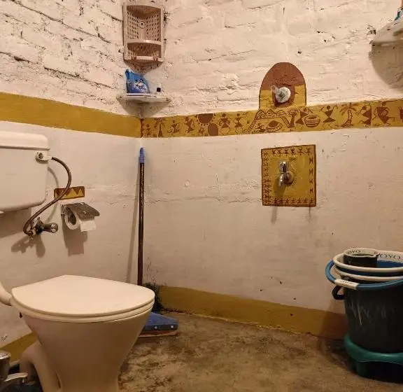 ルームシェアのワンベッド, Vista Hostel Jeolikote, Nainital