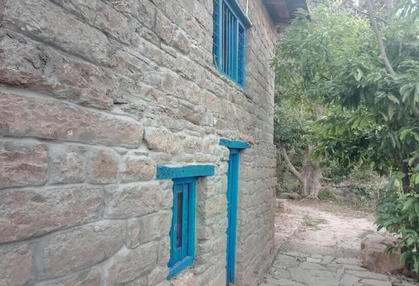 ファミリールーム, Vista Hostel Jeolikote, Nainital