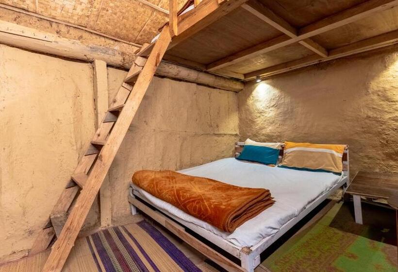 ファミリールーム, Vista Hostel Jeolikote, Nainital