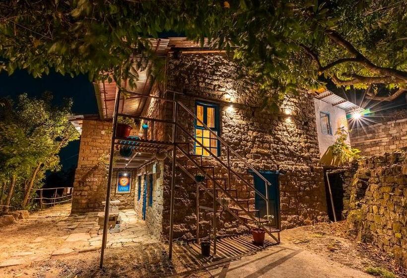 标准间, Vista Hostel Jeolikote, Nainital