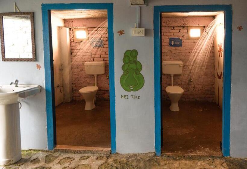 ルームシェアのワンベッド, Vista Hostel Jeolikote, Nainital