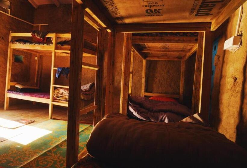 ルームシェアのワンベッド, Vista Hostel Jeolikote, Nainital