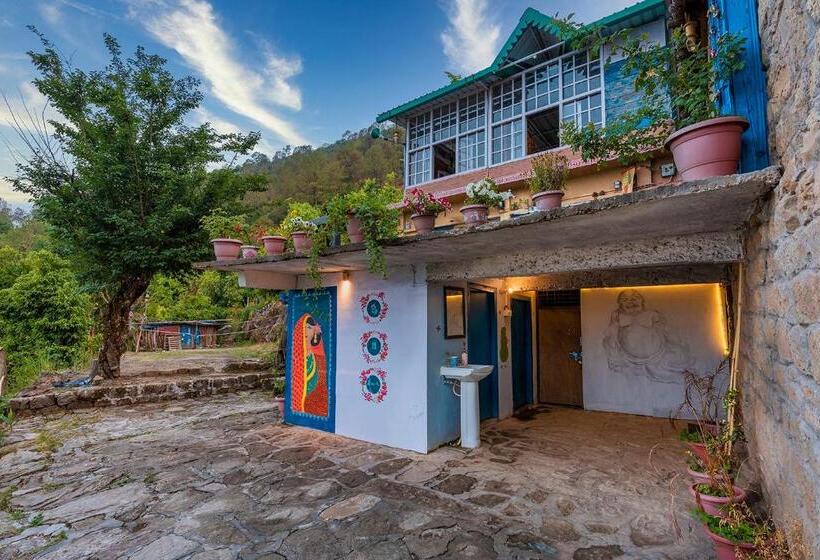 ファミリールーム, Vista Hostel Jeolikote, Nainital