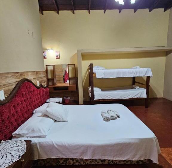 Habitación Triple Estándar, Casa De La Y   B&b