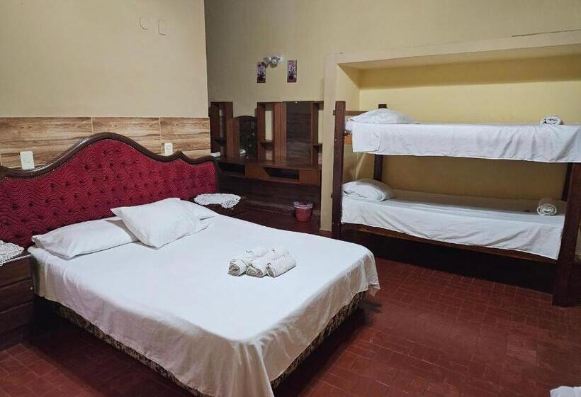 Habitación Triple Estándar, Casa De La Y   B&b