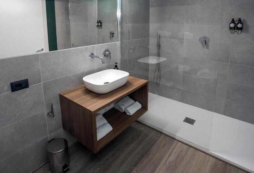 이그제큐티브 룸, Moody Smart & Comfy