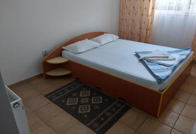 Семейный Номер, Vila Alex