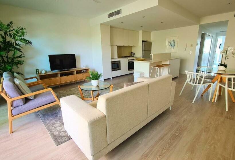 דירת שני חדרים, The Beach Cabarita