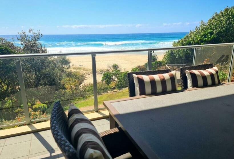 Апартаменты 3 Спальни Вид на Море, The Beach Cabarita
