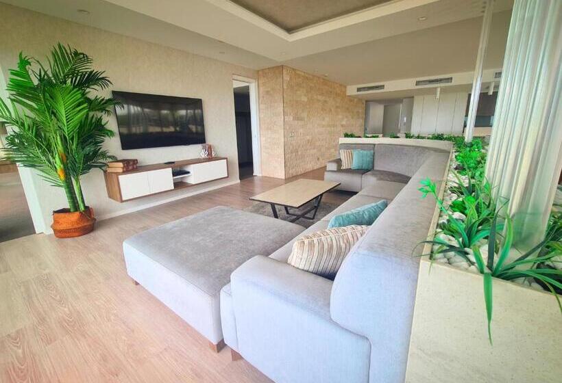 דירת פנטהאוז 1 חדרי שינה, The Beach Cabarita