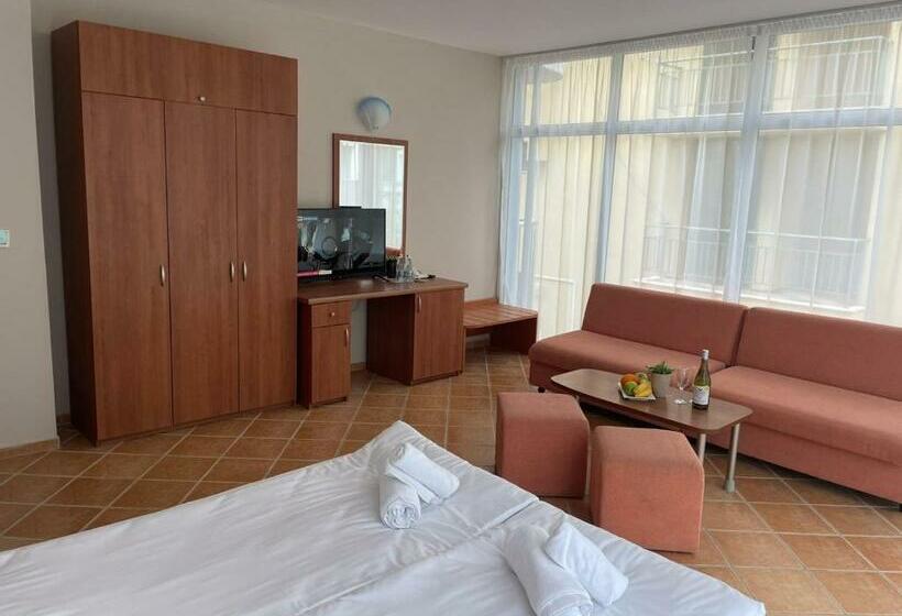 スタンダードルーム, Eco Palace