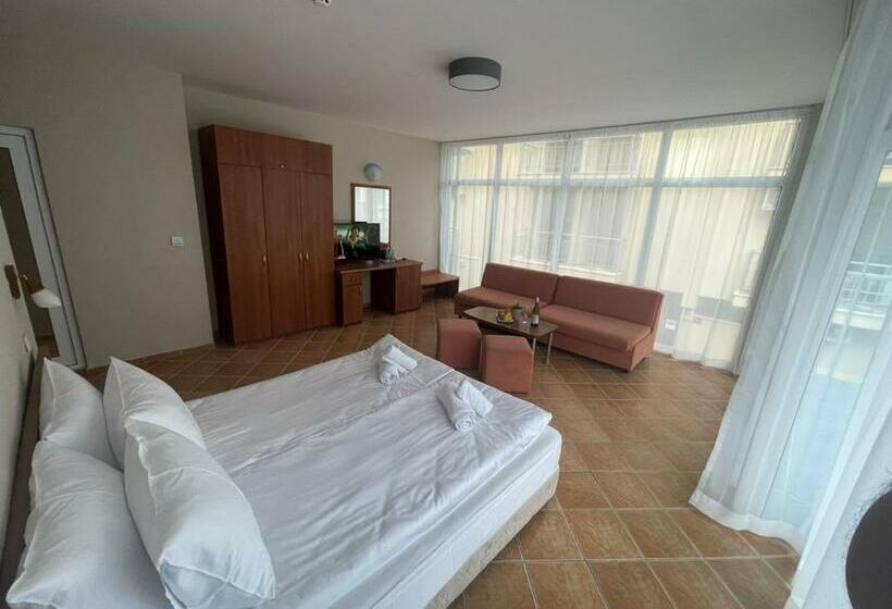 スタンダードルーム, Eco Palace