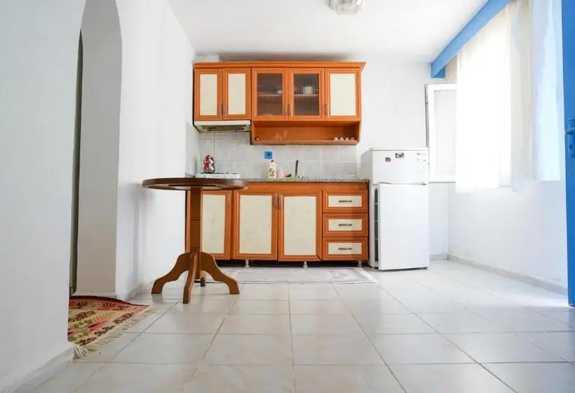 آپارتمان 1 خوابه همکف, Ornek Motel