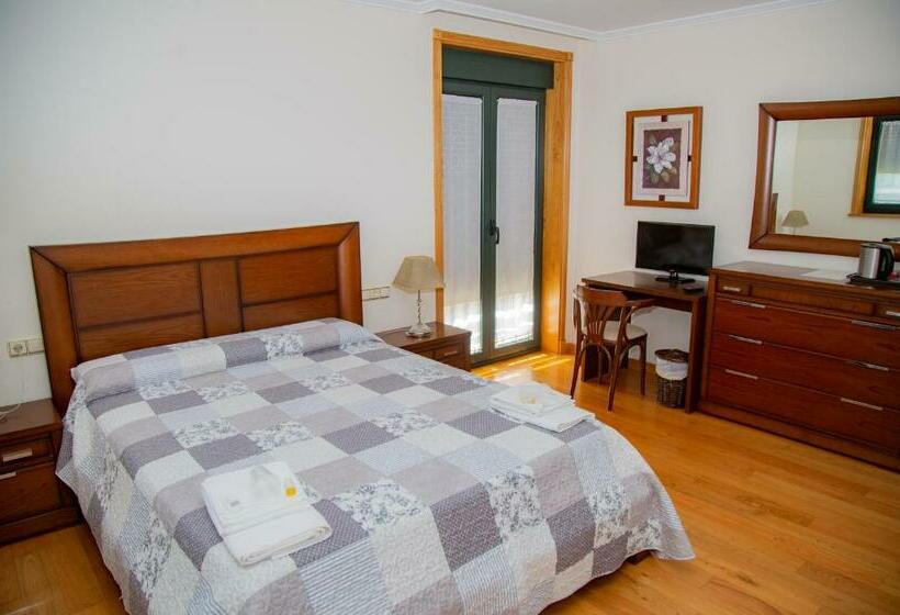 اتاق استاندارد, A Lúa Do Camiño