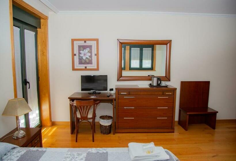 اتاق استاندارد, A Lúa Do Camiño