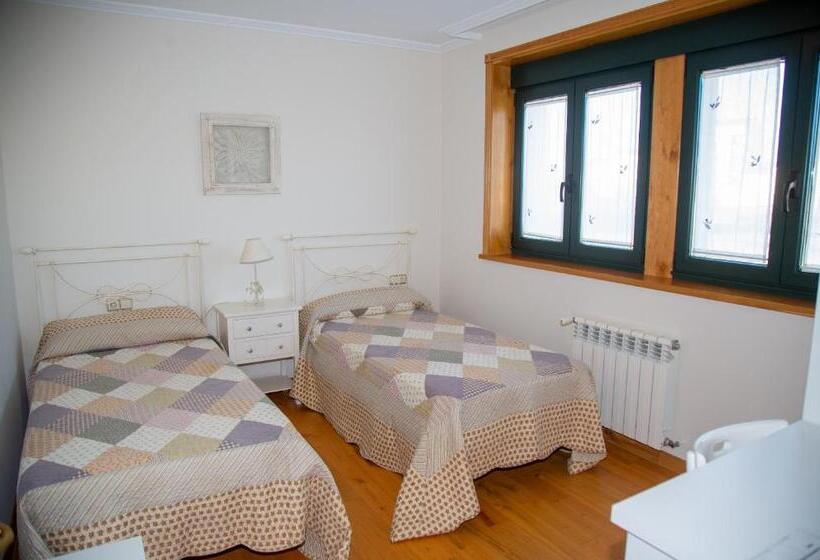 اتاق استاندارد, A Lúa Do Camiño