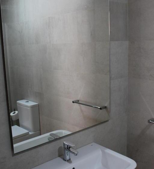 اتاق استاندارد, A Lúa Do Camiño