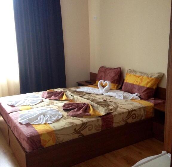 غرفة قياسية مع حمام خارجي, Guest House Natali