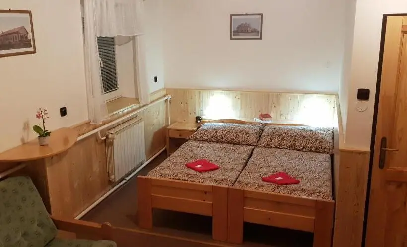 スタンダード４人部屋, Pension Popelka