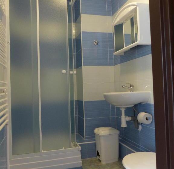 스탠다드 트리플 룸, Pension Popelka