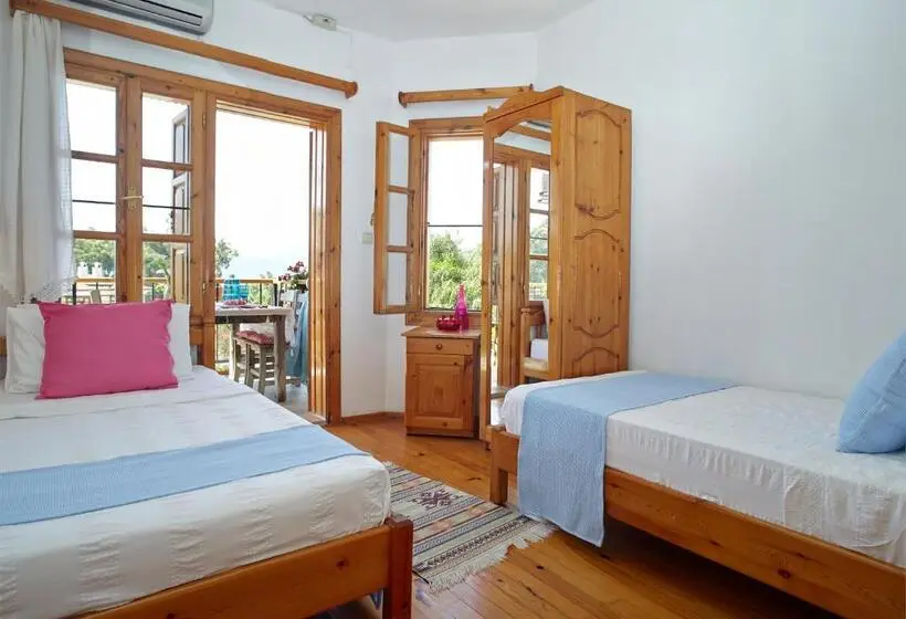 آپارتمان دوبلکس 1 خوابه, Villa Vali