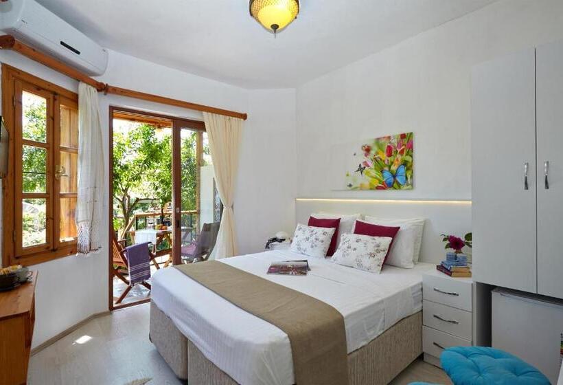 شقة غرفة نوم واحدة مزودة بشُرفة, Villa Vali