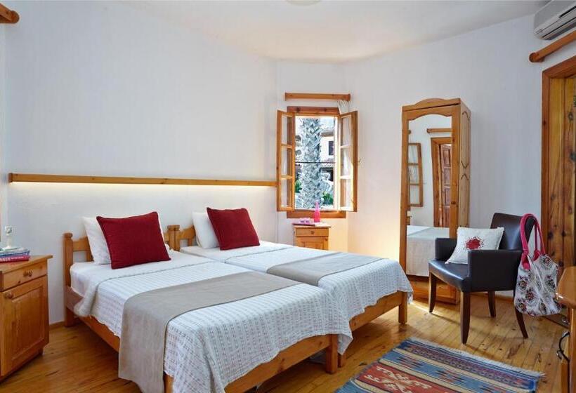 Семейный Номер Вид на Горы, Villa Vali