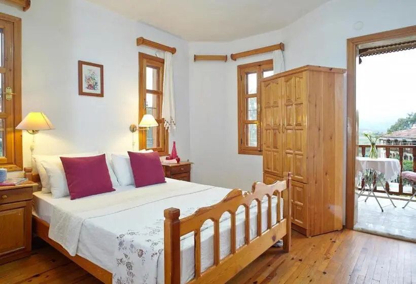 ویلای 3 خوابه, Villa Vali