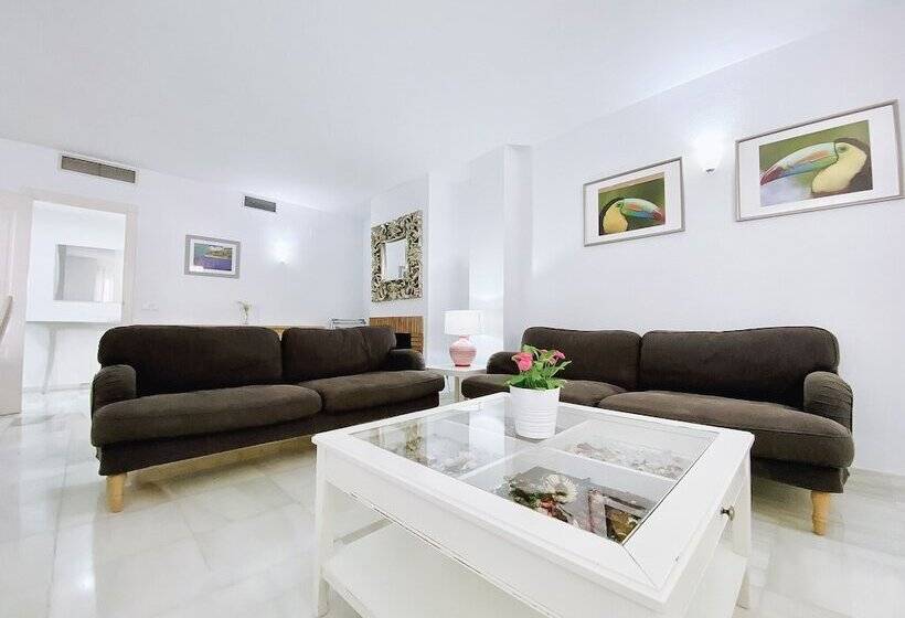 דירת שלושה חדרים, Serinamar  Los Naranjos De Marbella