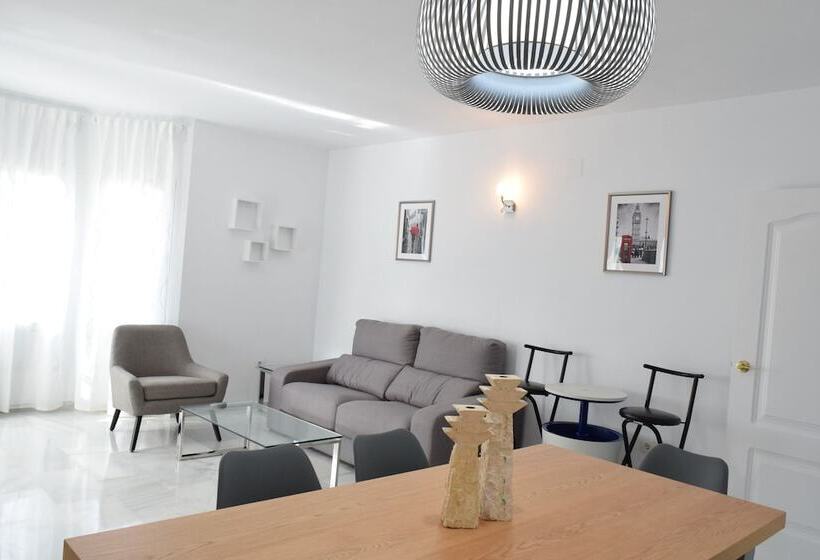 דירת פנטהאוז 1 חדרי שינה, Serinamar  Los Naranjos De Marbella