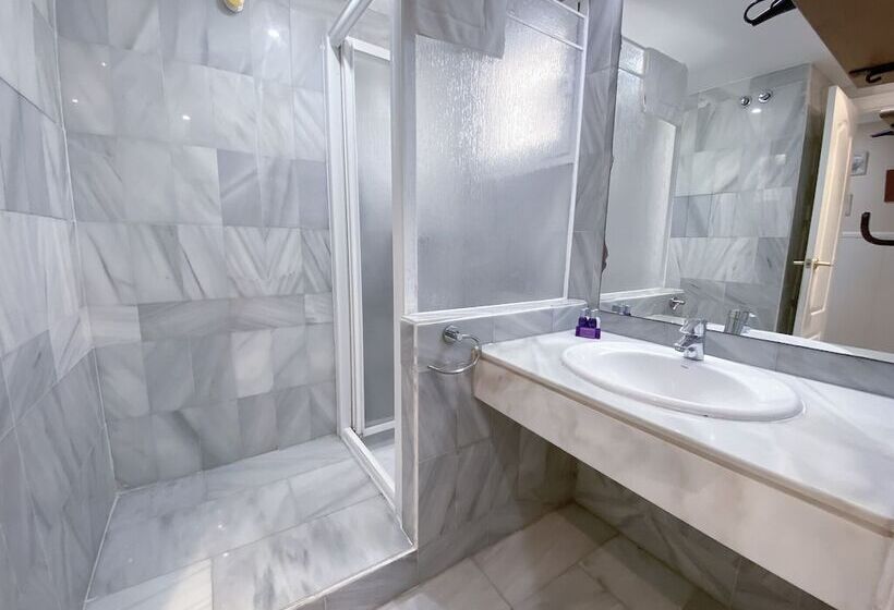 Апартаменты 2 Спальни, Serinamar  Los Naranjos De Marbella