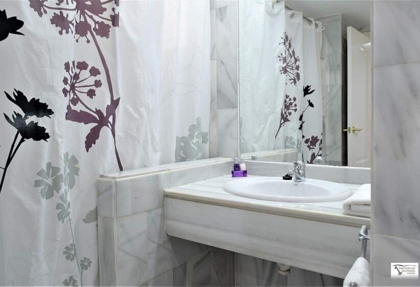 Апартаменты 2 Спальни, Serinamar  Los Naranjos De Marbella