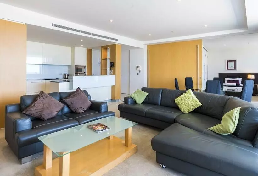 آپارتمان 2 خوابه, Aria Apartments