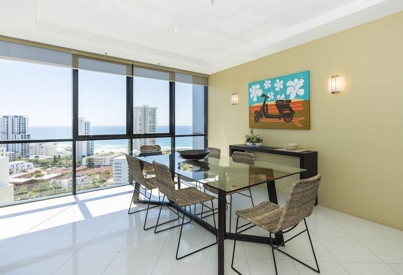 דירת שלושה חדרים, Aria Apartments